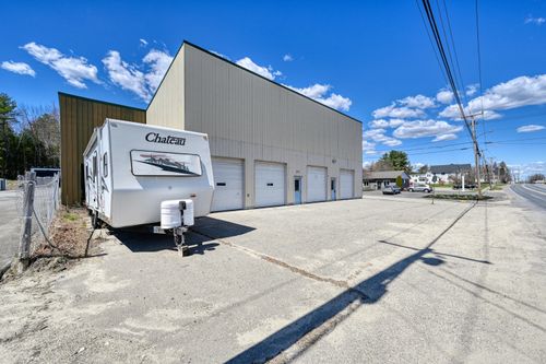 74 Route 133, Winthrop, ME, 04364 | Card Image