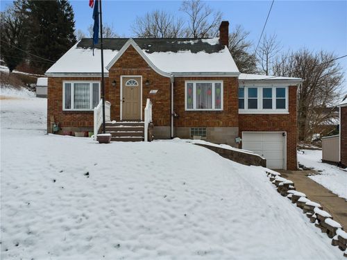 811 5th St, Trafford, PA, 15085-1129 | Card Image