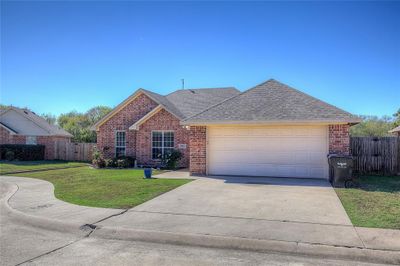 2204 Kaitlyn Circle, House other with 3 bedrooms, 2 bathrooms and null parking in Caddo Mills TX | Image 2