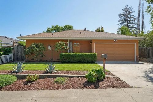 314 Outer Cir, Redwood City, CA, 94062-2142 | Card Image