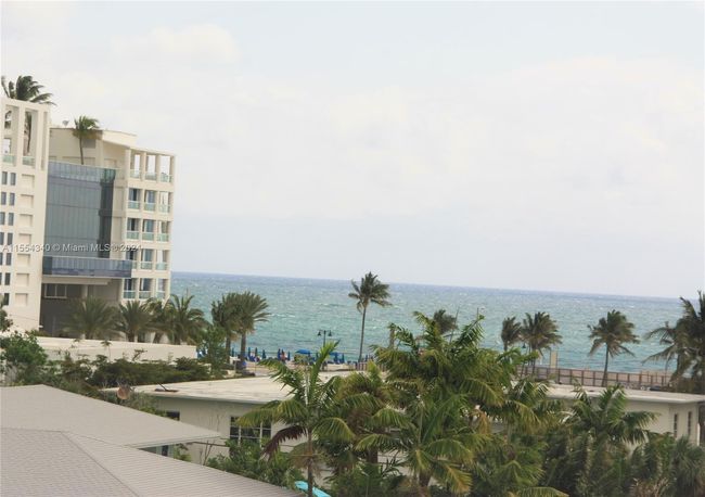 APT-503 - 520 Orton Ave, Condo with 2 bedrooms, 2 bathrooms and null parking in Fort Lauderdale FL | Image 18