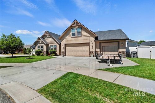 730 N Finsbury Way, Star, ID, 83669-5088 | Card Image