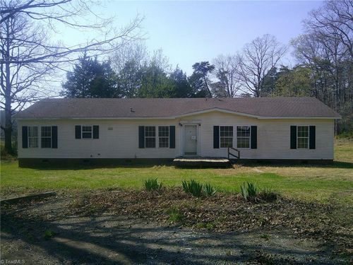 2200 E Stadium Dr, Eden, NC, 27288-4056 | Card Image