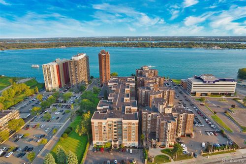 apt-1b1-8120 E Jefferson Ave, Detroit, MI, 48214-5520 | Card Image