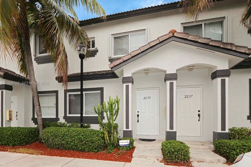 2239-2239 Se 25th Ave, Homestead, FL, 33035-1354 | Card Image