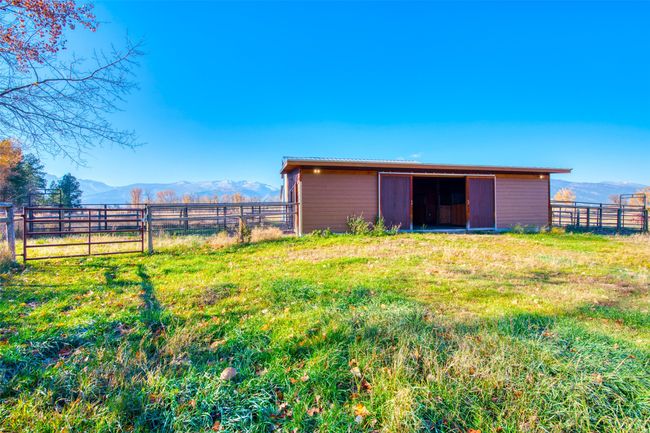 2291 Meridian Rd, House other with 5 bedrooms, 3 bathrooms and null parking in Victor MT | Image 74