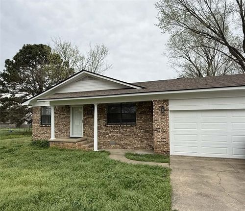 3505 5th St, Russellville, AR, 72802-9793 | Card Image
