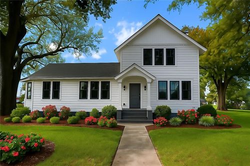 305 E 2nd St, Thibodaux, LA, 70301-3307 | Card Image