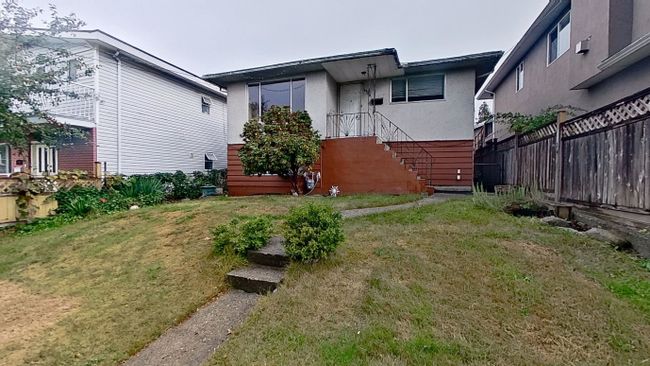 4925 Portland Street, House other with 2 bedrooms, 1 bathrooms and 1 parking in Burnaby BC | Image 8