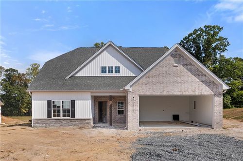 172 Enclave Dr, Clemmons, NC, 27012 | Card Image