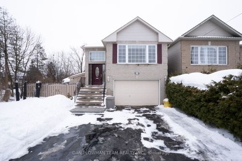 1 Westmore St, Courtice, ON, L1E2H7 | Card Image