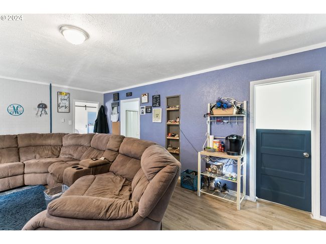 38365 Dexter Rd, House other with 4 bedrooms, 2 bathrooms and null parking in Dexter OR | Image 4