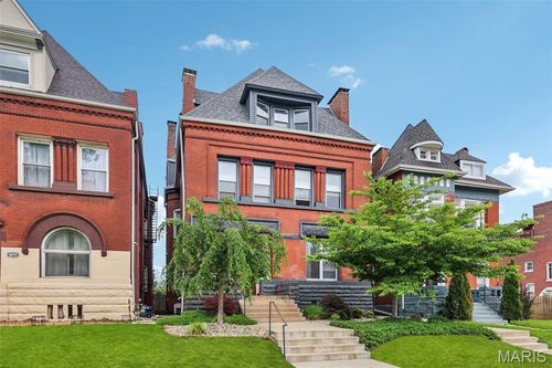 d-4253 Washington Blvd, Saint Louis, MO, 63108-3033 | Card Image