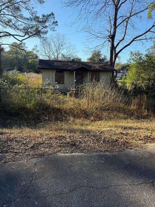 311 Pryor St, Albany, GA, 31705-2124 | Card Image