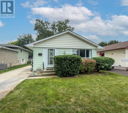 36 Upcott Cres, London, ON, N6E1S7 | Card Image