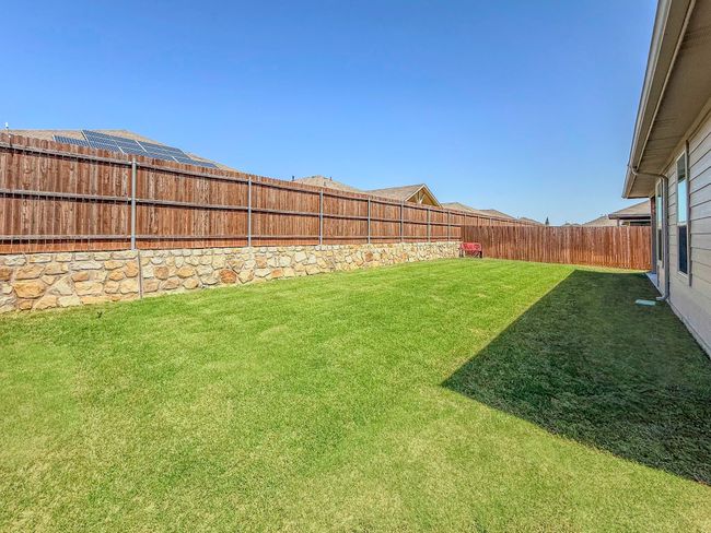 1005 Napier Way, House other with 3 bedrooms, 2 bathrooms and null parking in Justin TX | Image 26