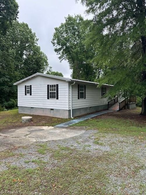 232 Chateau Forest Drive, Clemmons, NC, 27012 | Card Image