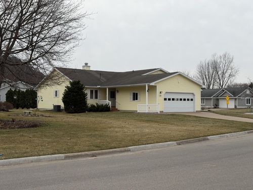 3304 Solaris Ln, La Crosse, WI, 54601-8385 | Card Image