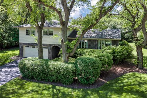 640 Wilmot Rd, Deerfield, IL, 60015-3957 | Card Image