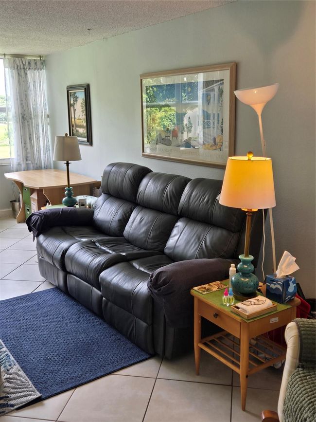 Living Room | Image 58