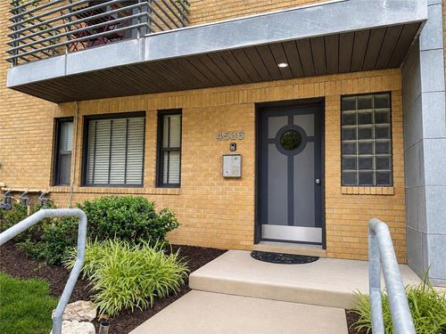 6c-4536 Broadway, #3s Boulevard, Kansas City, MO, 64111 | Card Image
