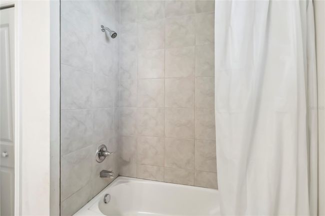 3142 Hill Point St, House other with 4 bedrooms, 2 bathrooms and null parking in Minneola FL | Image 18