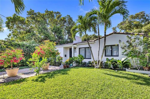 3030 Sw 2nd Ave, Miami, FL, 33129-2706 | Card Image