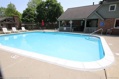 44703 Erin Dr, Plymouth, MI, 48170-3809 | Card Image