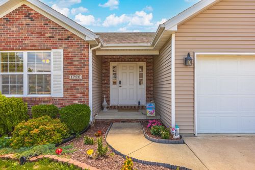 1726 Sage Dr, Normal, IL, 61761-5652 | Card Image