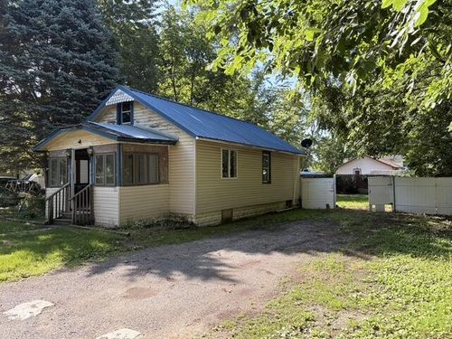 509 Cass Ave, Jackson, MI, 49203-5703 | Card Image