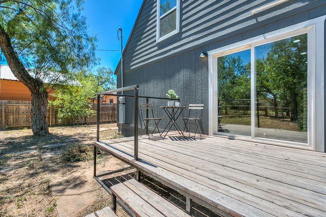 Backyard Patio | Image 39