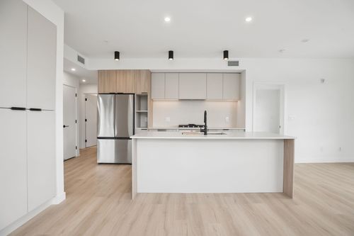414-623 Kemsley Ave, Coquitlam, BC, V3J0L8 | Card Image