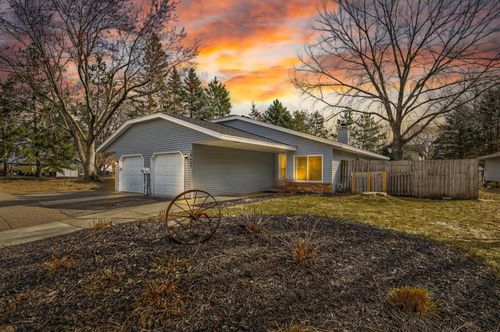 16457 Five Hawks Ave Se, Prior Lake, MN, 55372-2437 | Card Image