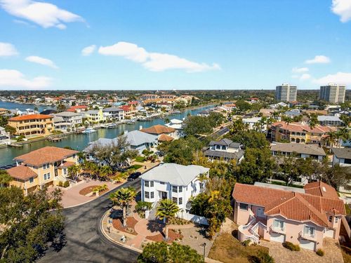 5900 Bayview Cir S, GULFPORT, FL, 33707-3930 | Card Image