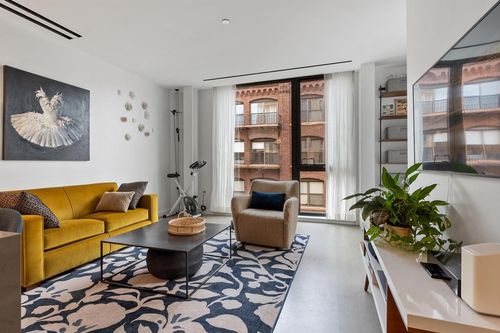 401-88 Wareham St, Boston, MA, 02118-3588 | Card Image