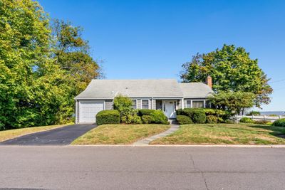 68 Quintard Avenue, House other with 2 bedrooms, 1 bathrooms and 2 parking in Norwalk CT | Image 2