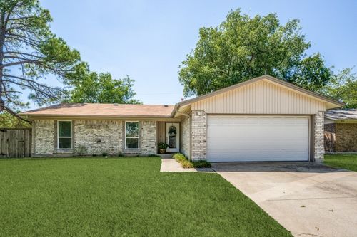 3501 Huisache St, Denton, TX, 76209-8421 | Card Image