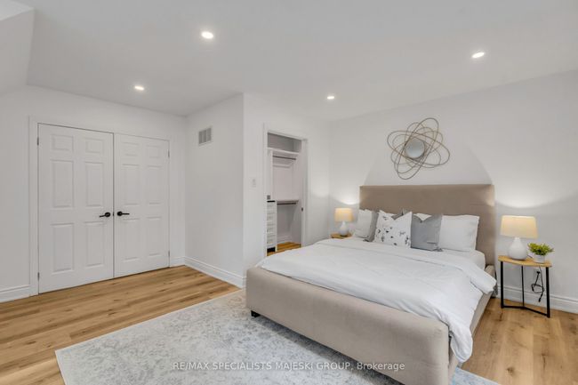 23 Carnation Ave, House other with 5 bedrooms, 3 bathrooms and 4 parking in Etobicoke ON | Image 23