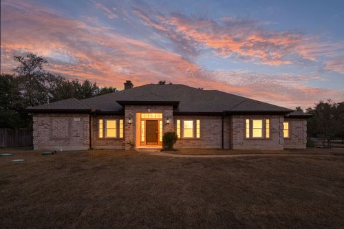 2004 Fountainwood Dr, Georgetown, TX, 78633-1907 | Card Image