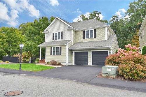 55-55 Surrey Ln, East Bridgewater, MA, 02333-3112 | Card Image