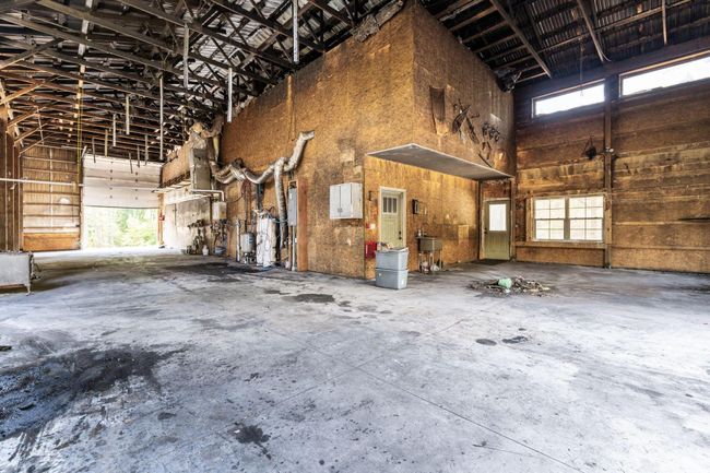 13427 State Route 374, House other with 3 bedrooms, 3 bathrooms and null parking in Rockbridge OH | Image 68