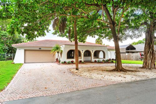 80 W Palm Drive, Margate, FL, 33063 | Card Image