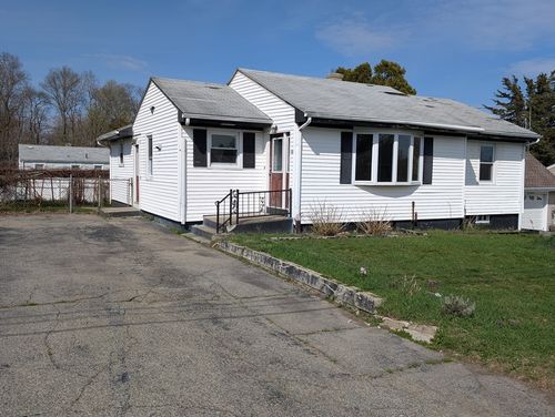 106 Cypress Ave, Tiverton, RI, 02878-1417 | Card Image