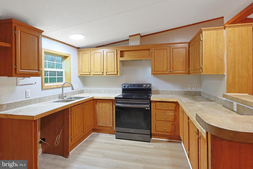 Residential in RAWLINGS 4