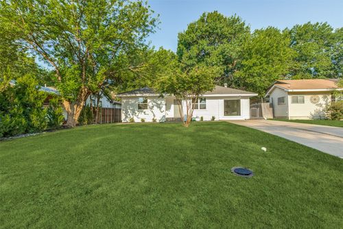 512 Titus St, McKinney, TX, 75069-5513 | Card Image