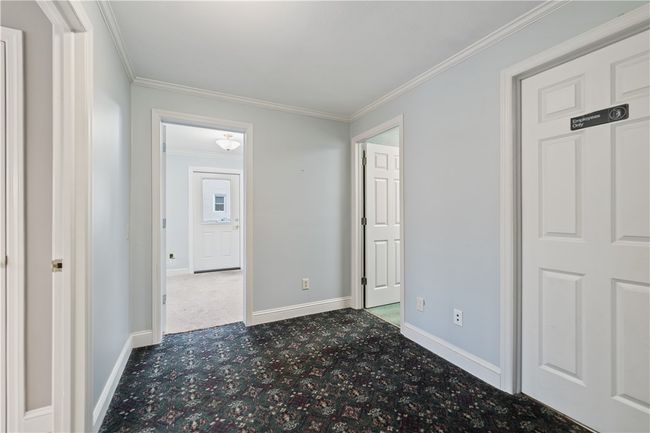 396 4 Th St, House other with 5 bedrooms, 3 bathrooms and 6 parking in Beaver PA | Image 17
