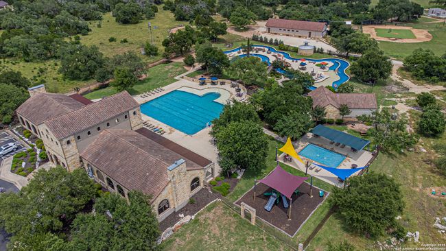 1239 Yaupon Loop, House other with 4 bedrooms, 3 bathrooms and null parking in New Braunfels TX | Image 47