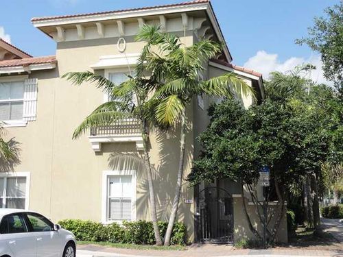 101 Lake Monterey Cir, Boynton Beach, FL, 33426-8436 | Card Image