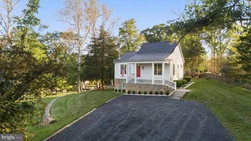 23375 Potts Mill Rd, Middleburg, VA, 20117-2901 | Card Image