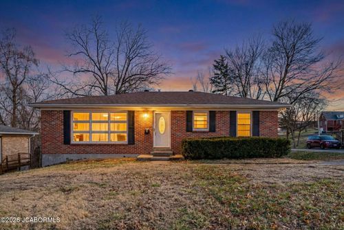 110 Ridgeway Dr, Jefferson City, MO, 65109-0740 | Card Image